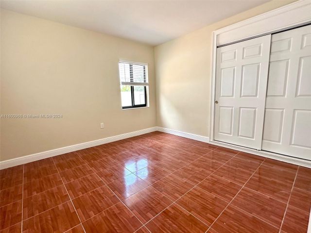 Home for rent at 775 NW 168th Dr 1 - photo 5501613