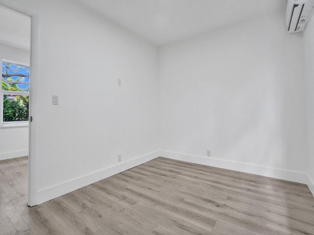 Home for rent at 1820 N 52nd Ave - photo 5507597
