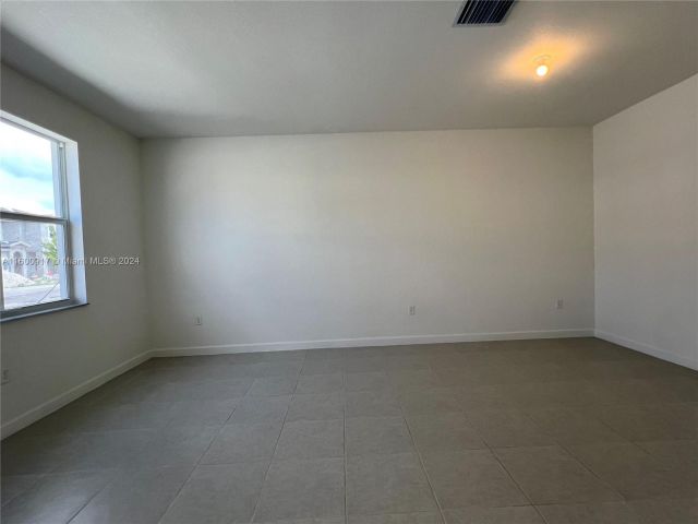 Home for rent at 12106 NW 24th Pl - photo 5501842