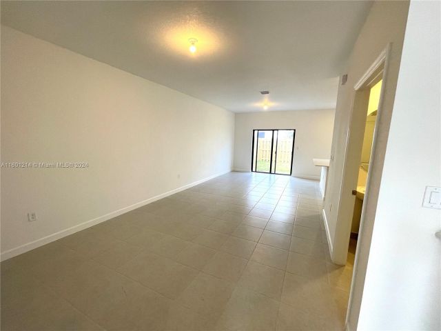 Home for rent at 12943 SW 231st Ter 12943 - photo 5507813