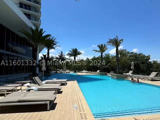 3-bedroom condo for sale in North Miami Beach - 16385 Biscayne Blvd 2421 - MondialRealty
