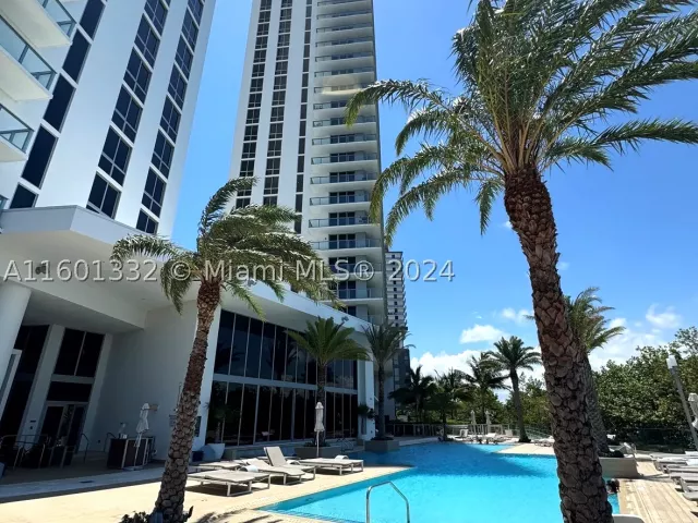 3-bedroom condo for sale in North Miami Beach - 16385 Biscayne Blvd 2421 - MondialRealty
