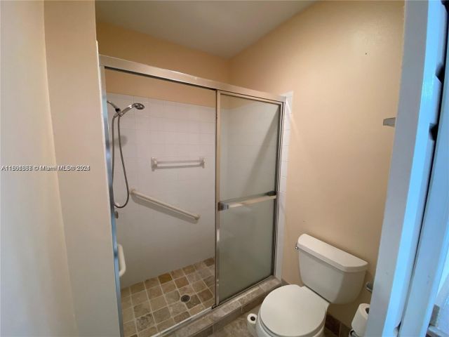 Home for rent at 856 NW 132nd Ave 1 - photo 5503933