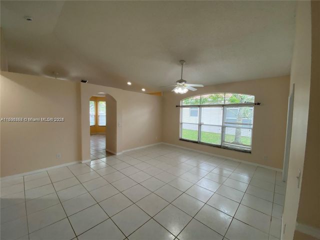 Home for rent at 856 NW 132nd Ave 1 - photo 5503935