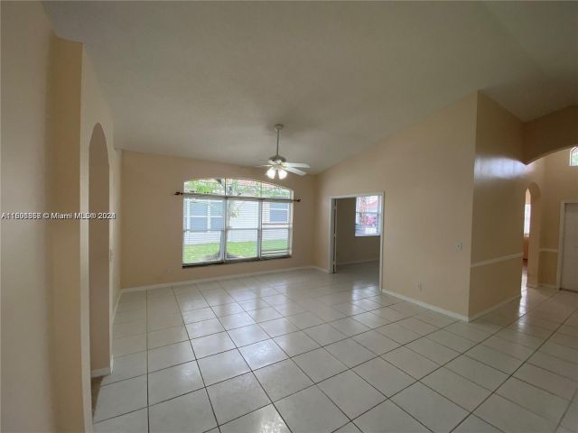 Home for rent at 856 NW 132nd Ave 1 - photo 5503942