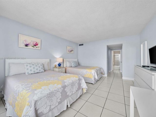 Apartment for sale  Unit #823 - photo 5948062