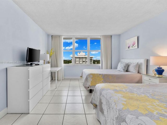 Apartment for sale  Unit #823 - photo 5948063