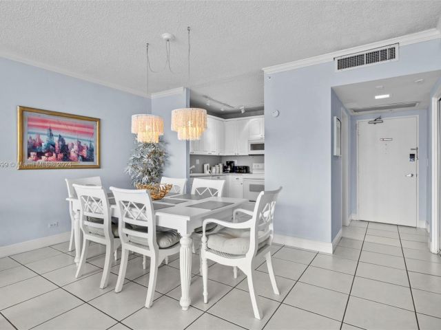 Apartment for sale  Unit #823 - photo 5948070