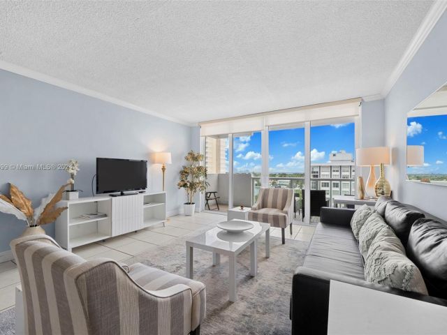 Apartment for sale  Unit #823 - photo 5948072