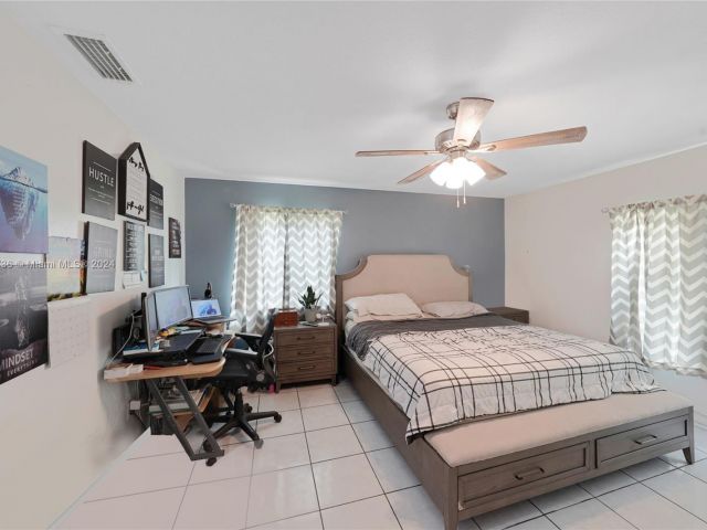 Home for sale at 1271 SW 85th Ave - photo 5513016