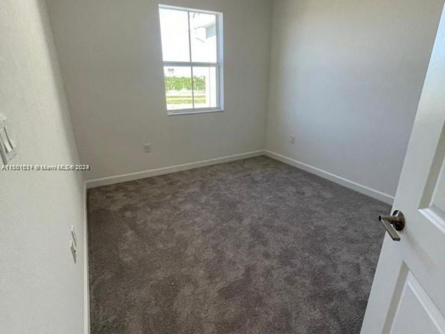 Home for rent at 2634 SE 11th Ct 2634 - photo 5509502