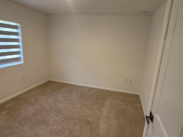 Home for rent at 2459 SE 10th St 0 - photo 5505888