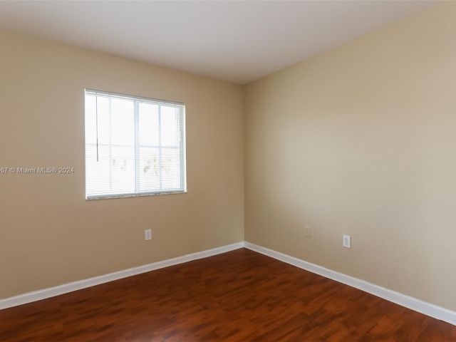 Home for rent at 13956 SW 279th Ln - photo 5505872