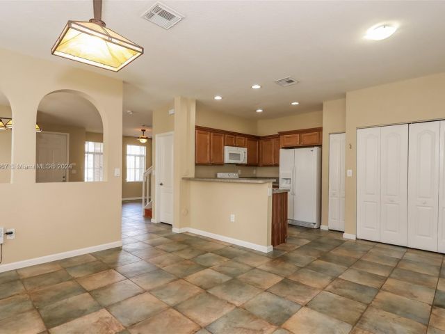 Home for rent at 13956 SW 279th Ln - photo 5505878