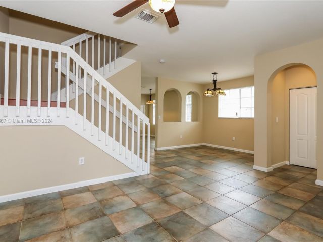Home for rent at 13956 SW 279th Ln - photo 5505882