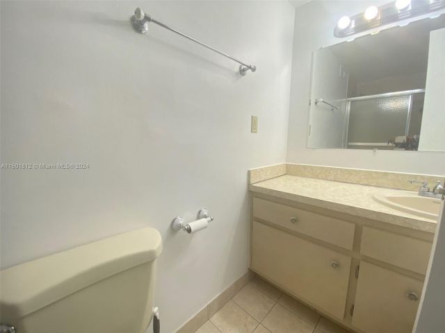 Apartment for rent  Unit #1144 - photo 5508879