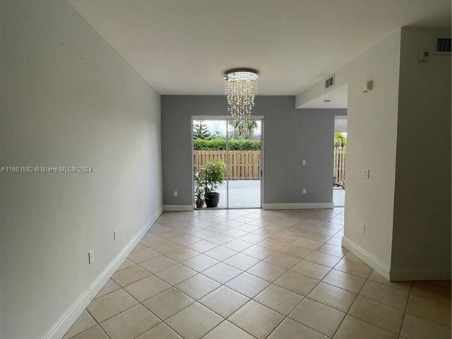 Home for rent at 15241 SW 37th Ter - photo 5510476