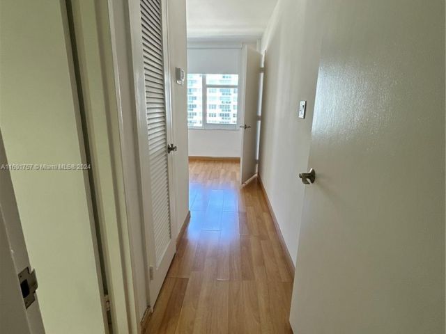 Apartment for rent  Unit #12U - photo 5511820