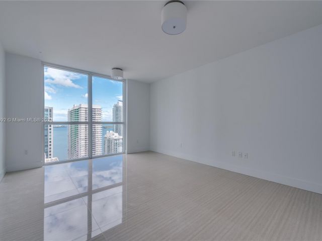 Apartment for sale  Unit #3100 - photo 5513764