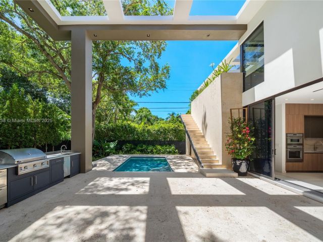 Home for sale at 4090 Hardie Ave - photo 6112738