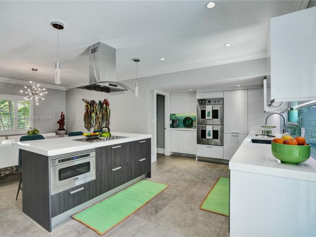 Home for sale at 4705 Granada Blvd - photo 5835572