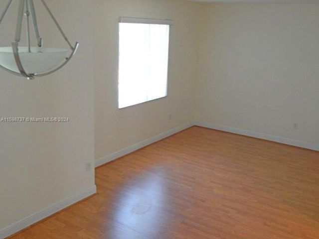Home for rent at 3653 NW 5th Ter 3653 - photo 5512767