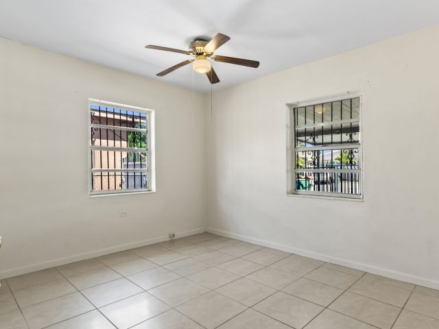 Home for rent at 4621 NW 4th Street - photo 5513738