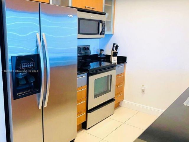 Apartment for sale  Unit #4305 - photo 5514736