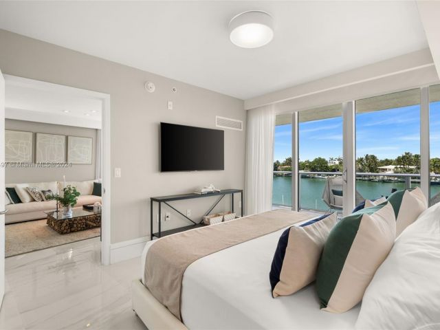 Apartment for rent  Unit #308 - photo 5691819