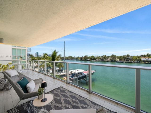 Apartment for rent  Unit #308 - photo 5691823