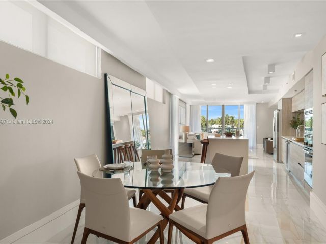 Apartment for rent  Unit #308 - photo 5691825