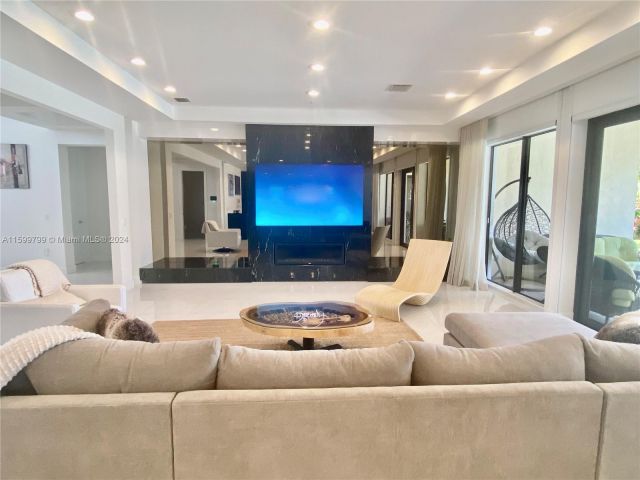 Home for rent at  - photo 5524813