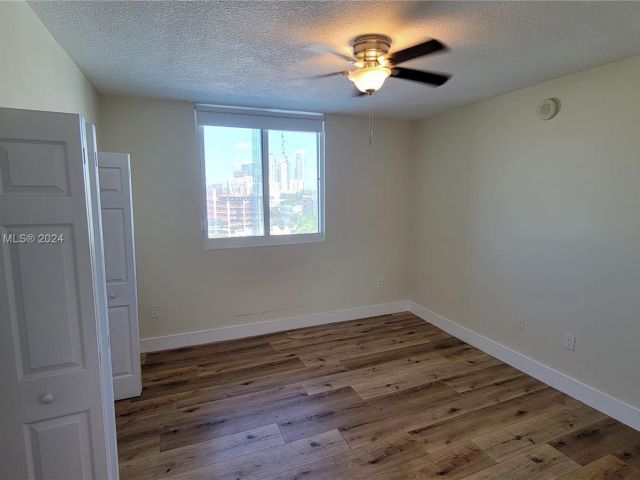 Apartment for sale  Unit #901 - photo 5627814