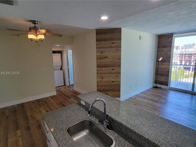 Apartment for sale  Unit #901 - photo 5627816