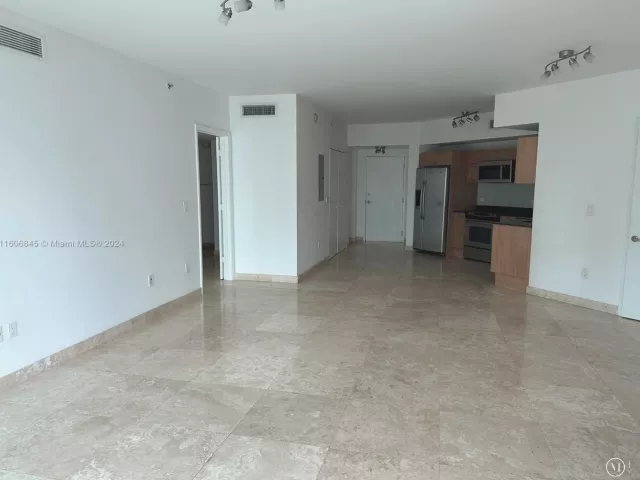 3-bedroom condo for sale in Miami - 350 S Miami Ave 2302 - MondialRealty