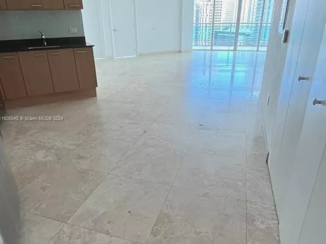 3-bedroom condo for sale in Miami - 350 S Miami Ave 2302 - MondialRealty