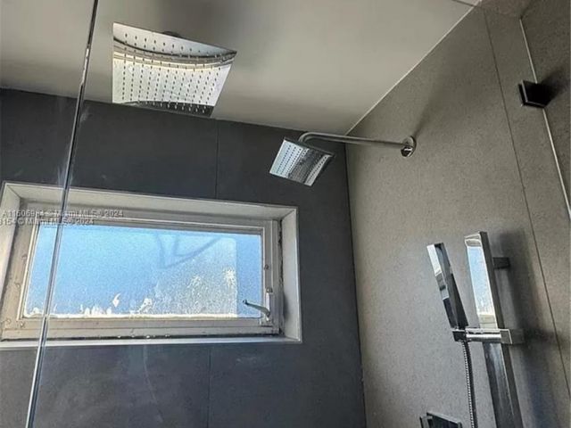 Home for rent at 110 NW 120 Ter 0 - photo 5536783