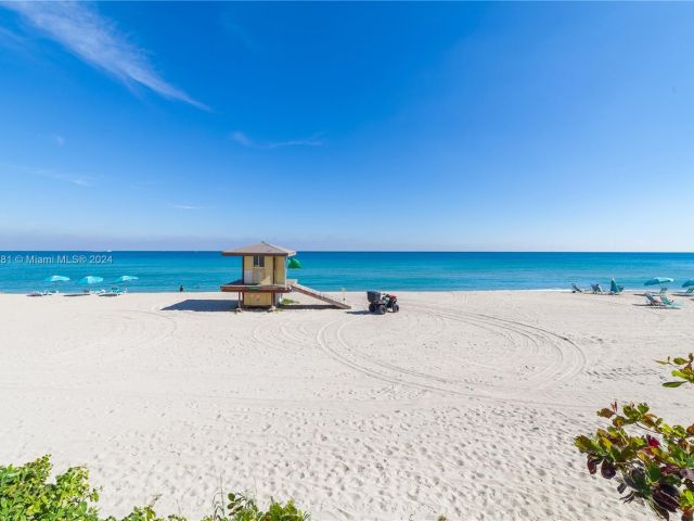 Apartment for rent  Unit #303 - photo 5634037