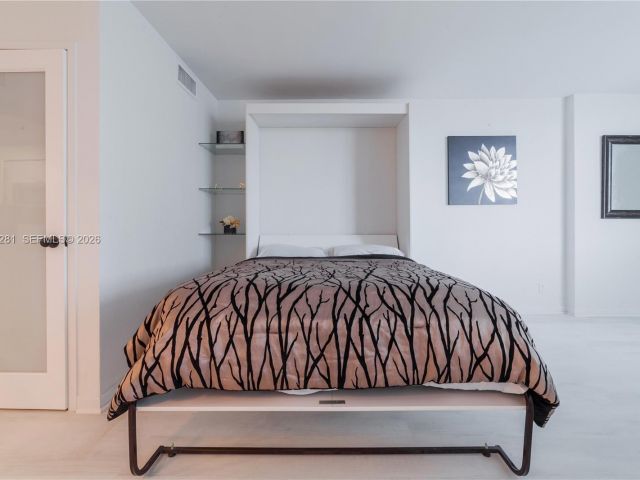 condo for rent in Hollywood - 2501 S Ocean Dr (avlb 6/21/26) 303 - MondialRealty