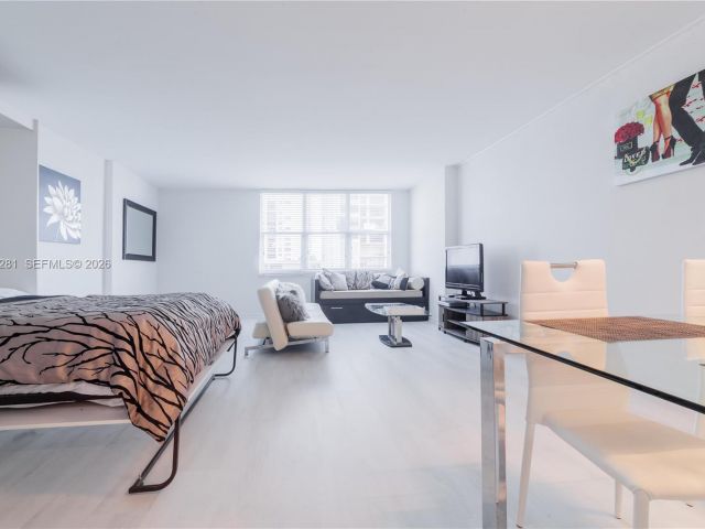 condo for rent in Hollywood - 2501 S Ocean Dr (avlb 6/21/26) 303 - MondialRealty