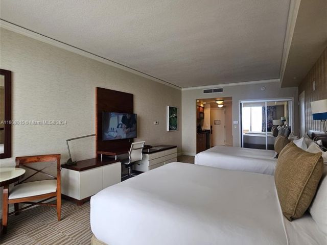 condo for sale in Sunny Isles Beach - 18001 Collins Ave 2112 - MondialRealty