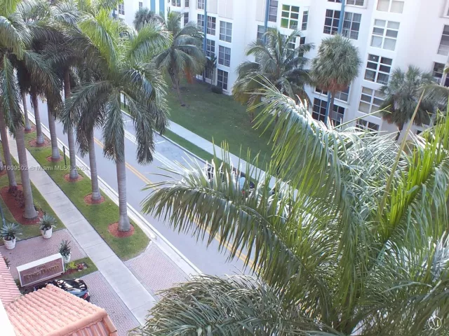 Apartment for rent  Unit #606 - photo 5777610