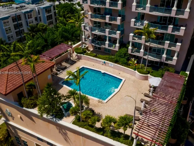 Apartment for rent  Unit #606 - photo 5777599