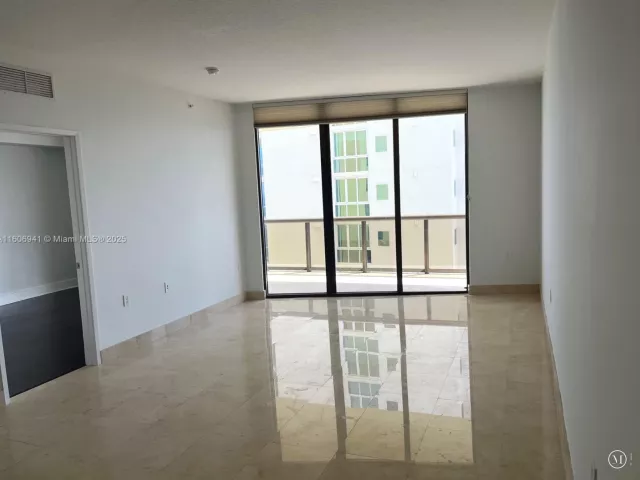 Apartment for rent  Unit #2603 - photo 5741303