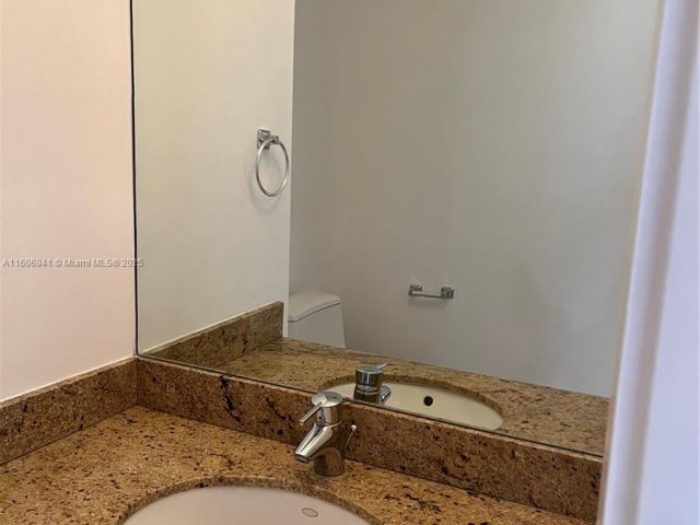 Apartment for rent  Unit #2603 - photo 5741293