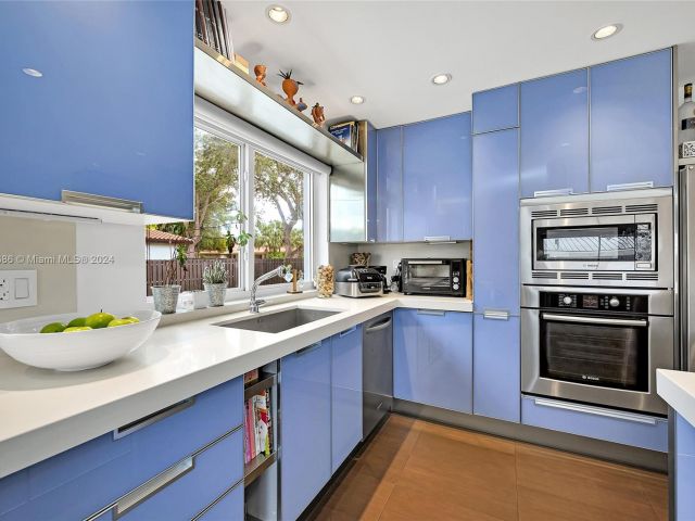 Home for sale at 2120 NE 204th St - photo 5949753