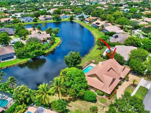 Home for sale at 3110 Equestrian Dr - photo 6100322