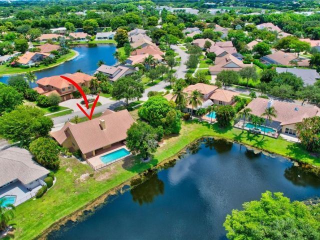 Home for sale at 3110 Equestrian Dr - photo 6100327