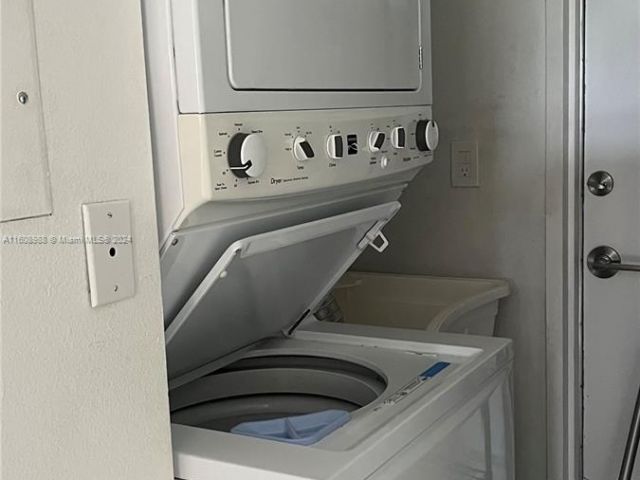 Apartment for rent  Unit #406S - photo 5678748