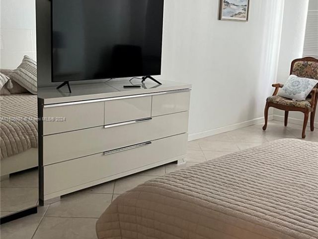 Apartment for rent  Unit #406S - photo 5678750